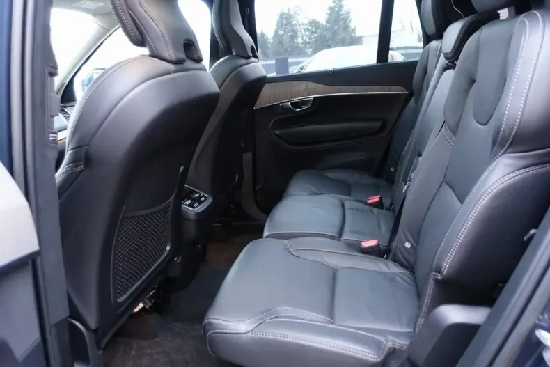 Volvo XC90 din 2023 cu 39.459 km - oferta VOL172379 - foto 12