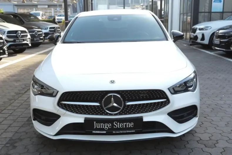 Mercedes-Benz CLA 250 din 2022 cu 50.760 km - oferta MER172380 - foto 2