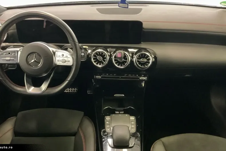 Mercedes-Benz CLA 250 din 2022 cu 33.215 km - oferta MER172381 - foto 6