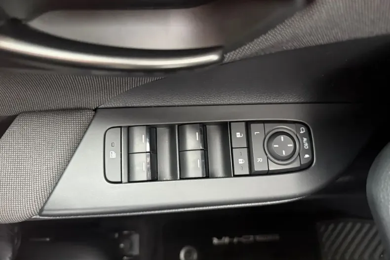 Toyota C-HR din 2025 cu 17.306 km - oferta TOY172382 - foto 19