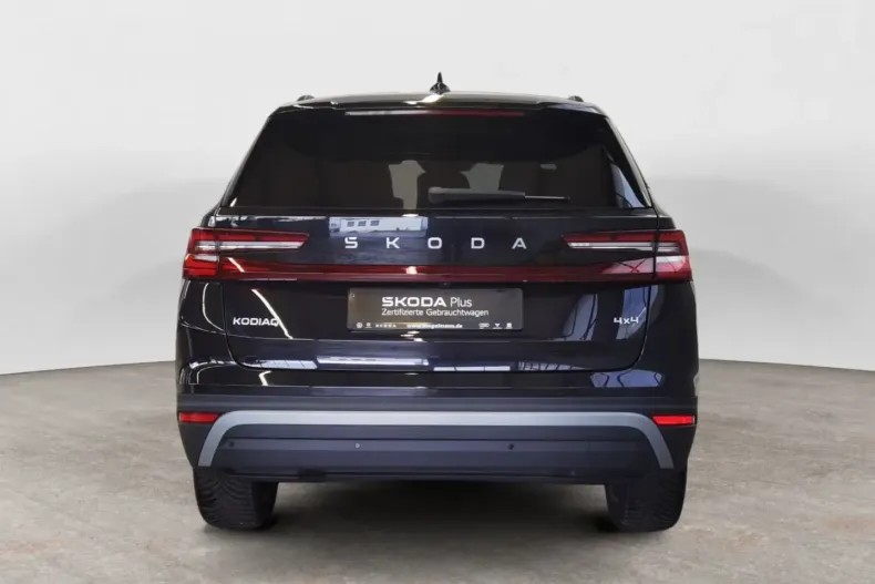 Skoda Kodiaq din 2025 cu 20.300 km - oferta SKO172384 - foto 4