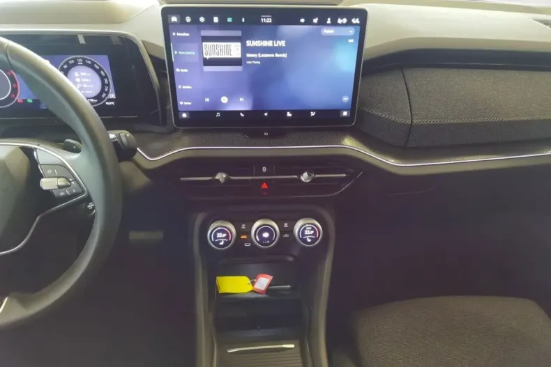 Skoda Kodiaq din 2025 cu 20.300 km - oferta SKO172384 - foto 10