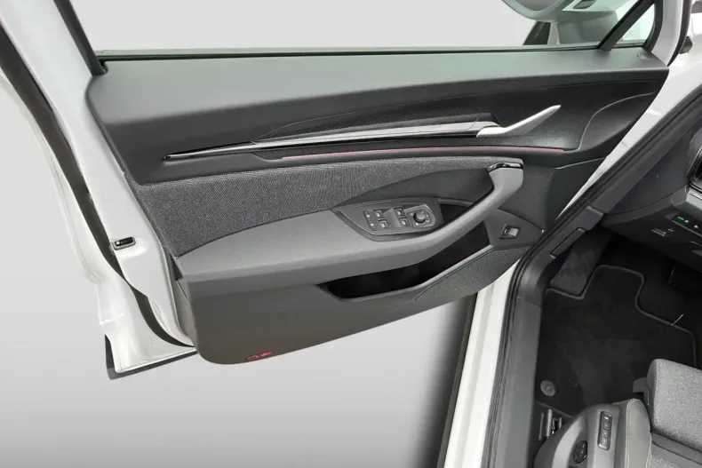 Skoda Kodiaq din 2025 cu 34.900 km - oferta SKO172385 - foto 12