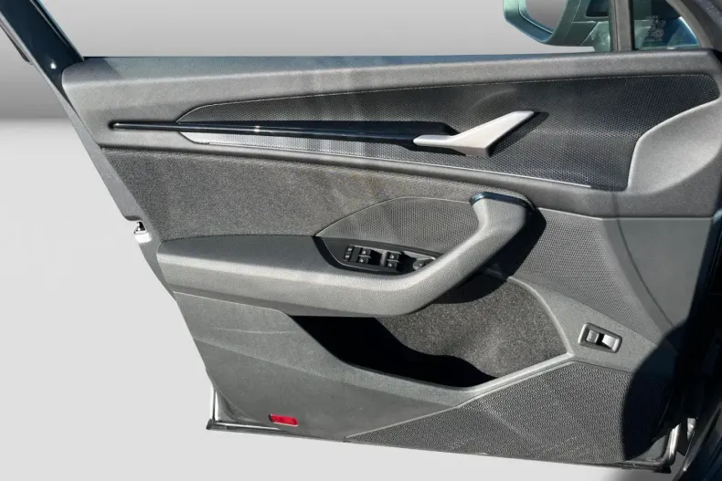 Skoda Kodiaq din 2025 cu 32.990 km - oferta SKO172386 - foto 12