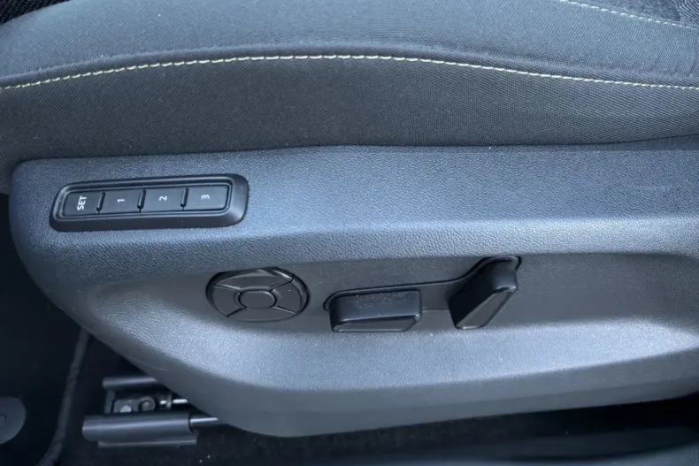 Skoda Kodiaq din 2025 cu 38.007 km - oferta SKO172387 - foto 18