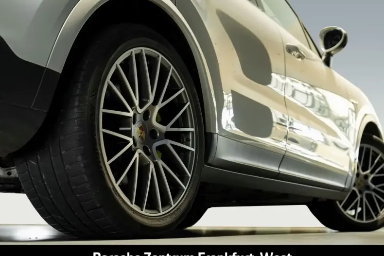 Porsche Cayenne din 2022 cu 81.450 km - oferta POR172388 - foto 6