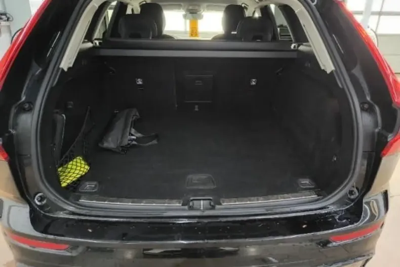 Volvo XC60 din 2023 cu 53.500 km - oferta VOL172393 - foto 11