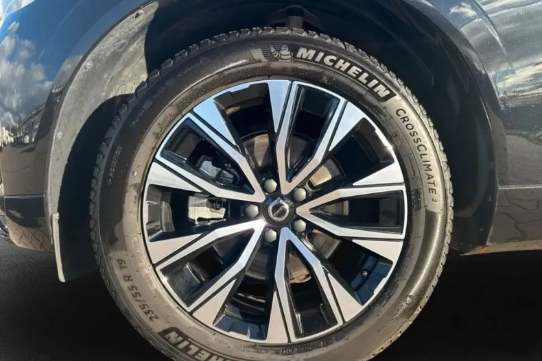 Volvo XC60 din 2024 cu 8.424 km - oferta VOL172395 - foto 6