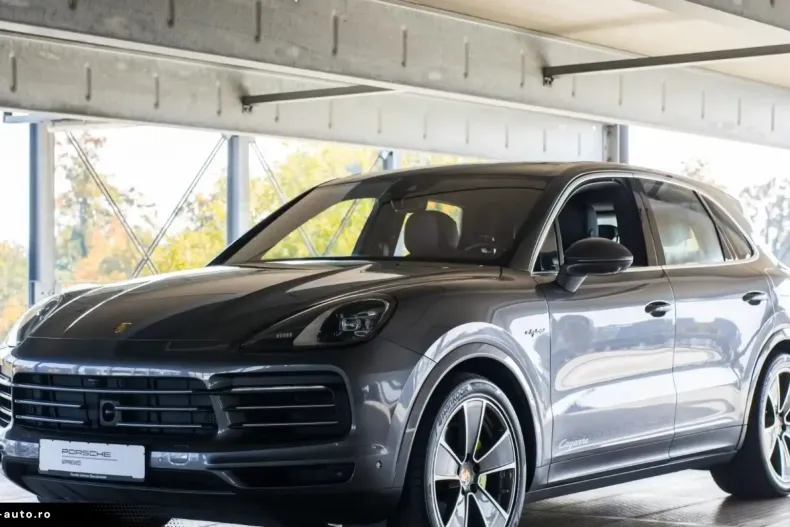 Porsche Cayenne din 2021 cu 74.500 km - oferta POR172398 - foto 1