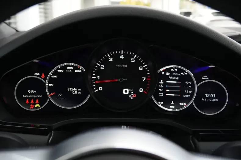 Porsche Cayenne din 2022 cu 80.000 km - oferta POR172399 - foto 27