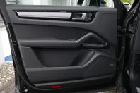 Porsche Cayenne din 2022 cu 80.000 km - oferta POR172399 - foto 39