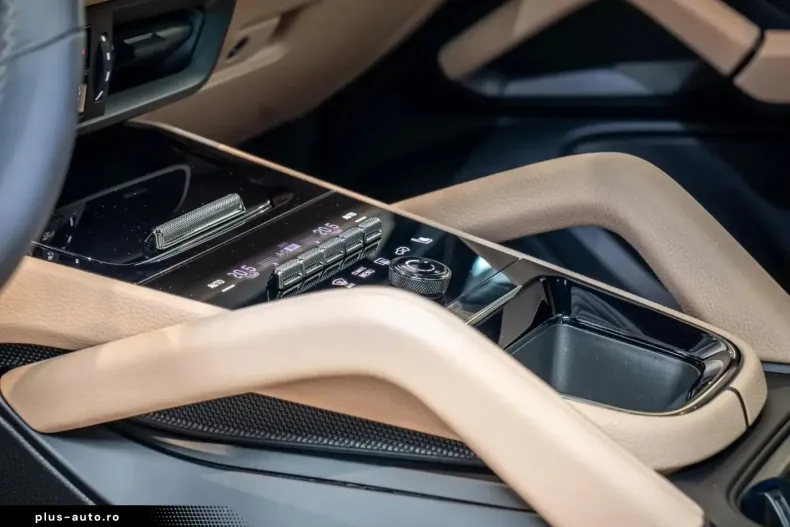 Porsche Cayenne din 2025 cu 9.900 km - oferta POR172407 - foto 19