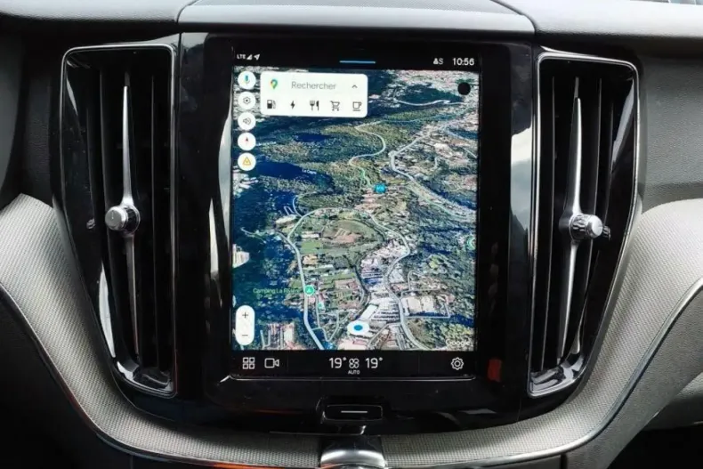 Volvo XC60 din 2023 cu 55.897 km - oferta VOL172408 - foto 7