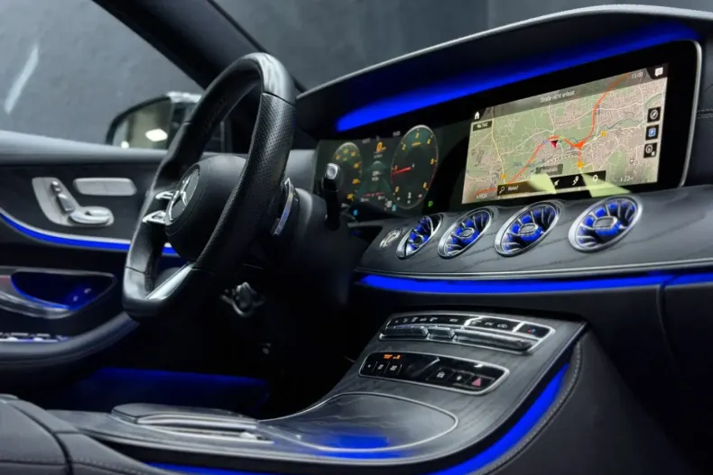 Mercedes-Benz E 220 din 2021 cu 99.990 km - oferta MER172411 - foto 2