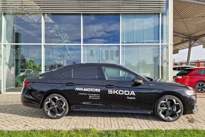 Skoda Superb din 2025 cu 2.963 km - oferta SKO172412 - foto 6