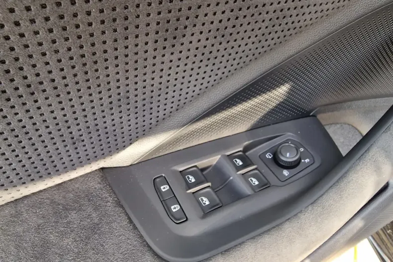 Skoda Superb din 2025 cu 2.963 km - oferta SKO172412 - foto 8