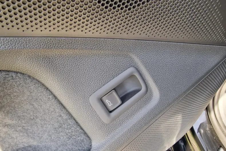 Skoda Superb din 2025 cu 2.963 km - oferta SKO172412 - foto 9