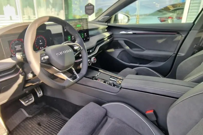 Skoda Superb din 2025 cu 2.963 km - oferta SKO172412 - foto 10