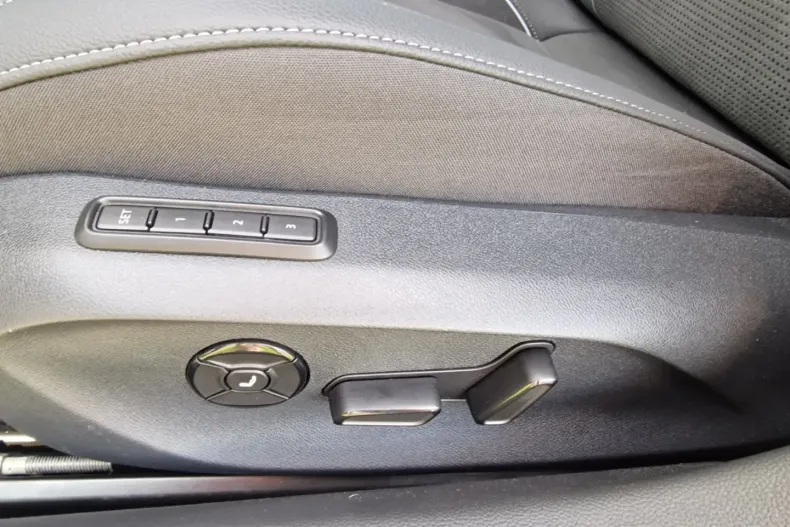 Skoda Superb din 2025 cu 2.963 km - oferta SKO172412 - foto 12