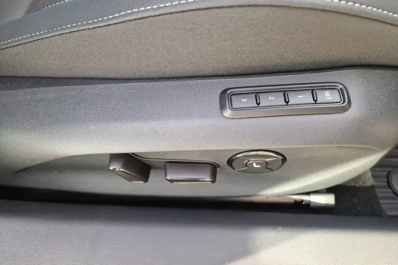 Skoda Superb din 2025 cu 2.963 km - oferta SKO172412 - foto 36