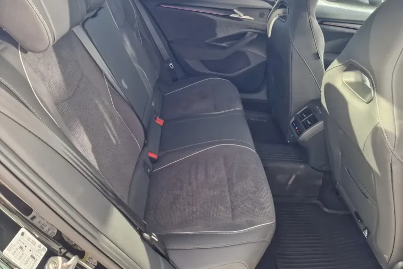 Skoda Superb din 2025 cu 2.963 km - oferta SKO172412 - foto 38