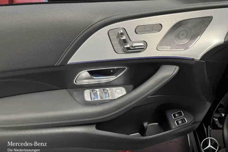 Mercedes-Benz GLE 53 AMG din 2024 cu 8.369 km - oferta MER172416 - foto 11