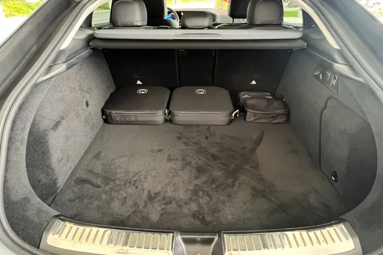 Mercedes-Benz GLE 400 din 2023 cu 6.047 km - oferta MER172417 - foto 18