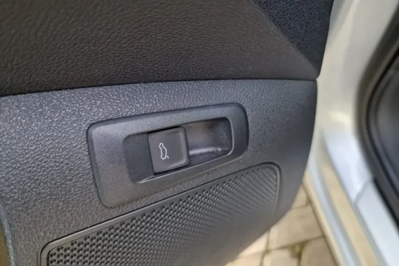 Skoda Karoq din 2025 cu 11.516 km - oferta SKO172418 - foto 12