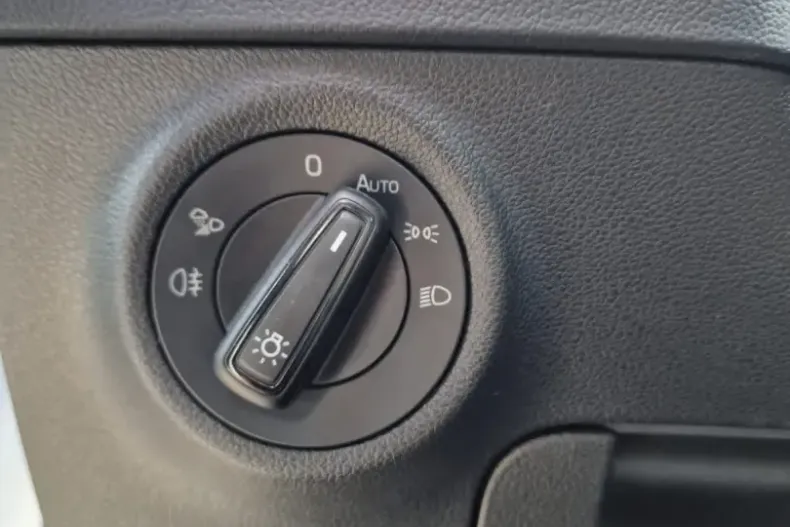 Skoda Karoq din 2025 cu 11.516 km - oferta SKO172418 - foto 14