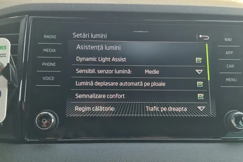 Skoda Karoq din 2025 cu 11.516 km - oferta SKO172418 - foto 27