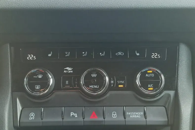 Skoda Karoq din 2025 cu 11.516 km - oferta SKO172418 - foto 36