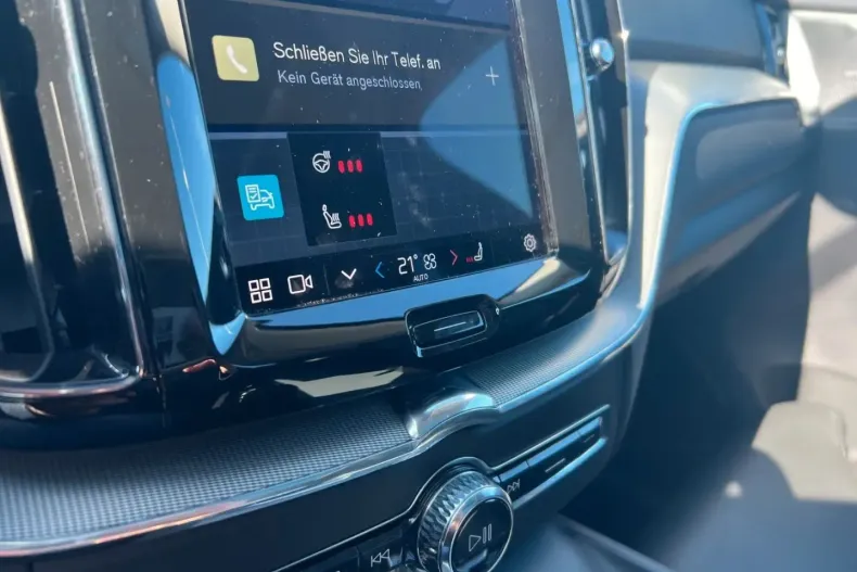 Volvo XC60 din 2022 cu 79.300 km - oferta VOL172422 - foto 24