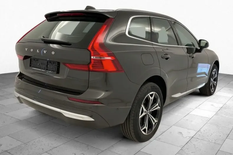 Volvo XC60 din 2022 cu 45.342 km - oferta VOL172423 - foto 2