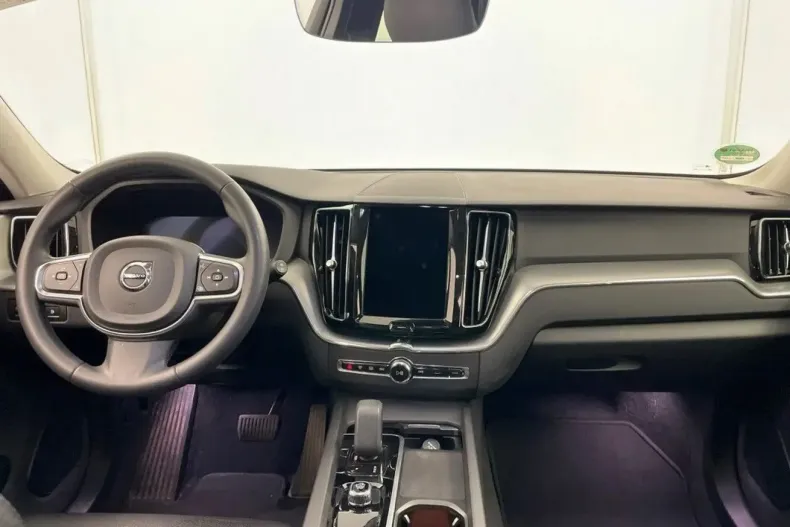 Volvo XC60 din 2022 cu 45.342 km - oferta VOL172423 - foto 3