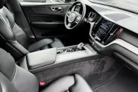 Volvo XC60 din 2022 cu 51.781 km - oferta VOL172424 - foto 11