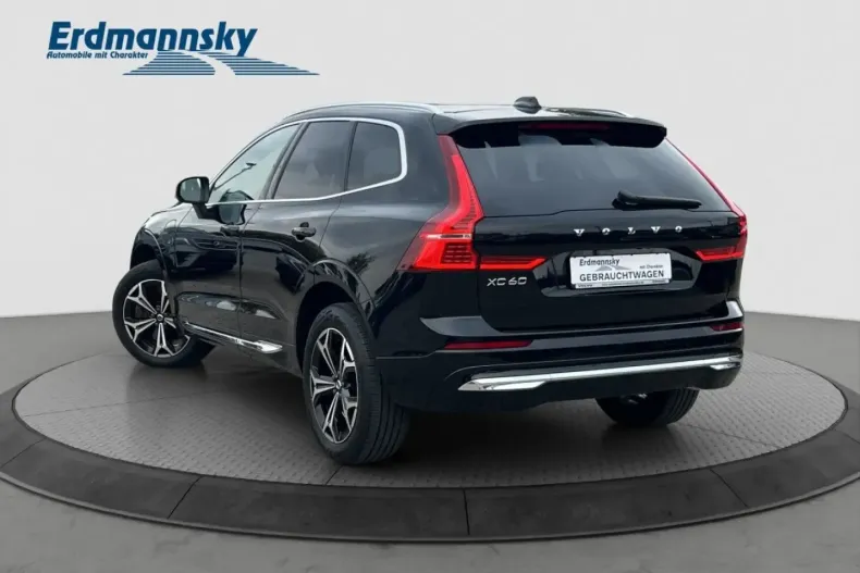 Volvo XC60 din 2022 cu 26.945 km - oferta VOL172425 - foto 2