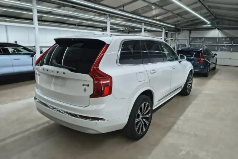 Volvo XC90 din 2021 cu 88.800 km - oferta VOL172426 - foto 3