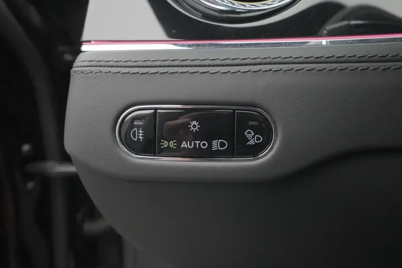 Bentley Flying Spur din 2023 cu 19.300 km - oferta BEN172434 - foto 37