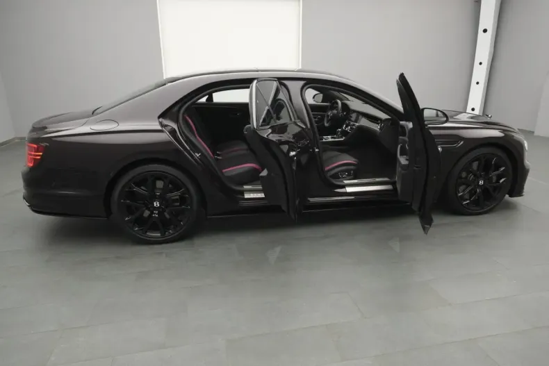 Bentley Flying Spur din 2023 cu 19.300 km - oferta BEN172434 - foto 46