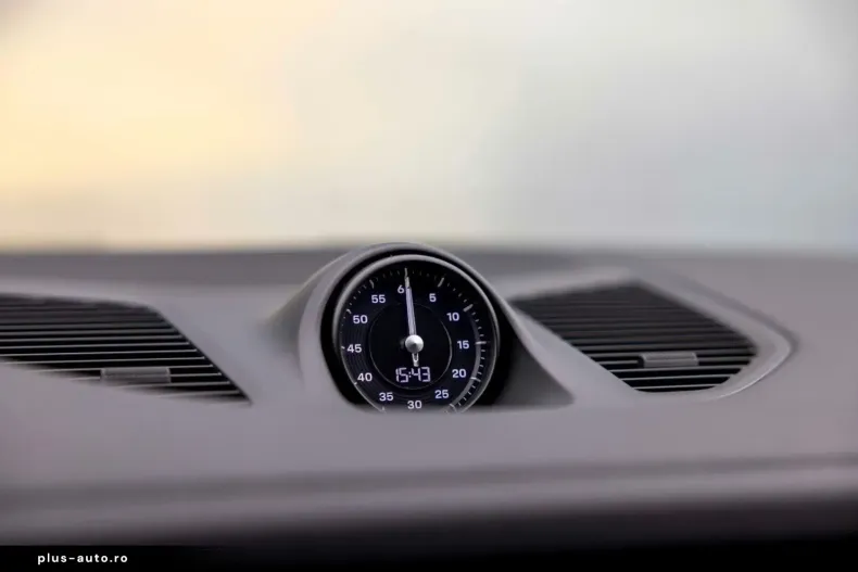 Porsche Cayenne din 2024 cu 23.000 km - oferta POR172436 - foto 35