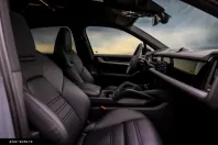 Porsche Cayenne din 2024 cu 38.000 km - oferta POR172437 - foto 18