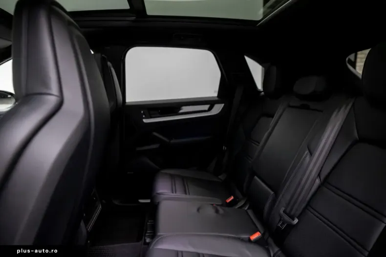 Porsche Cayenne din 2024 cu 38.000 km - oferta POR172437 - foto 39