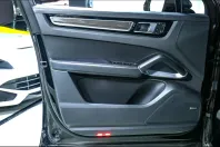 Porsche Cayenne din 2023 cu 31.150 km - oferta POR172438 - foto 8