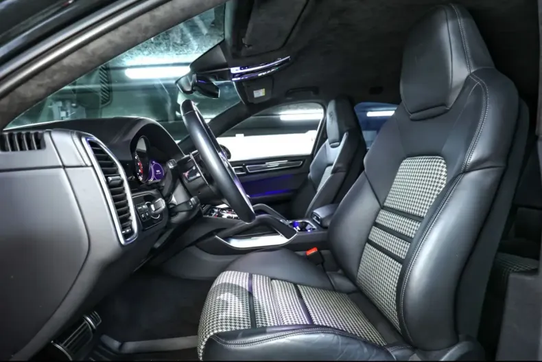 Porsche Cayenne din 2023 cu 31.150 km - oferta POR172438 - foto 10