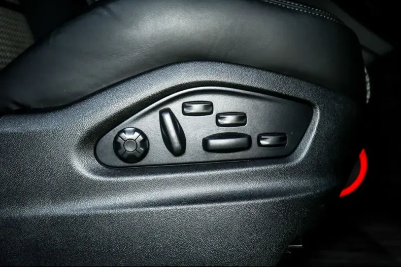 Porsche Cayenne din 2023 cu 31.150 km - oferta POR172438 - foto 27