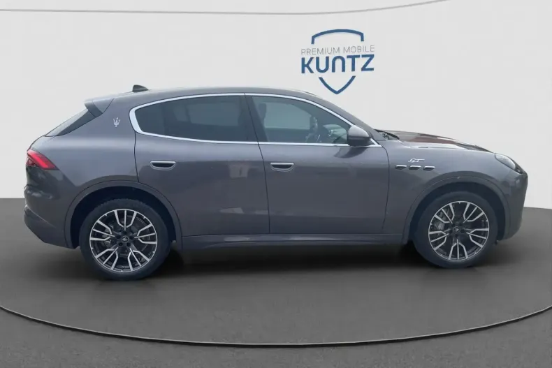 Maserati Grecale din 2025 cu 9.900 km - oferta MAS172450 - foto 6