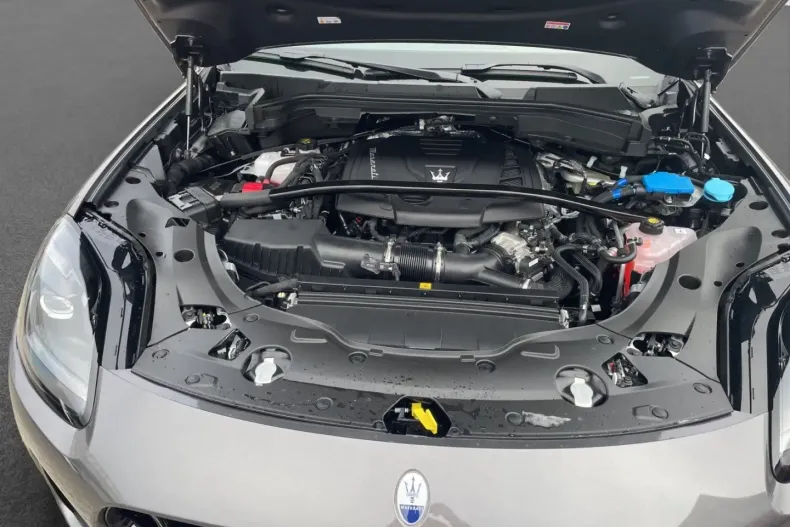 Maserati Grecale din 2025 cu 9.900 km - oferta MAS172450 - foto 20