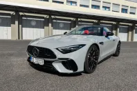 Mercedes-Benz SL 63 AMG din 2023 cu 29.000 km - oferta MER172454 - foto 2