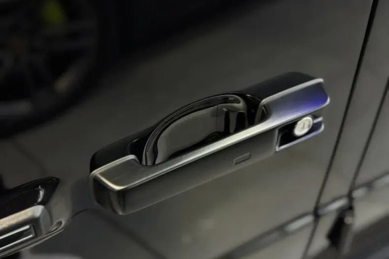 Mercedes-Benz G 450 din 2025 cu 20.600 km - oferta MER172456 - foto 8