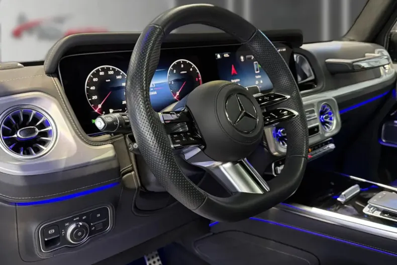 Mercedes-Benz G 450 din 2025 cu 20.600 km - oferta MER172456 - foto 32